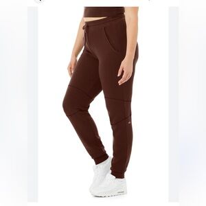 ALO Yoga Microwaffle sweatpants